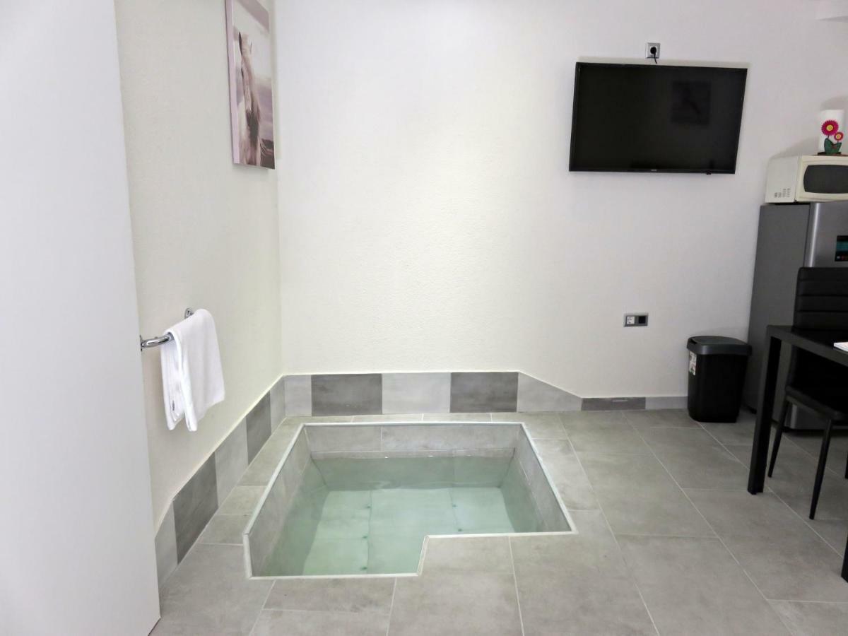 Apartament Cres Luaran gambar