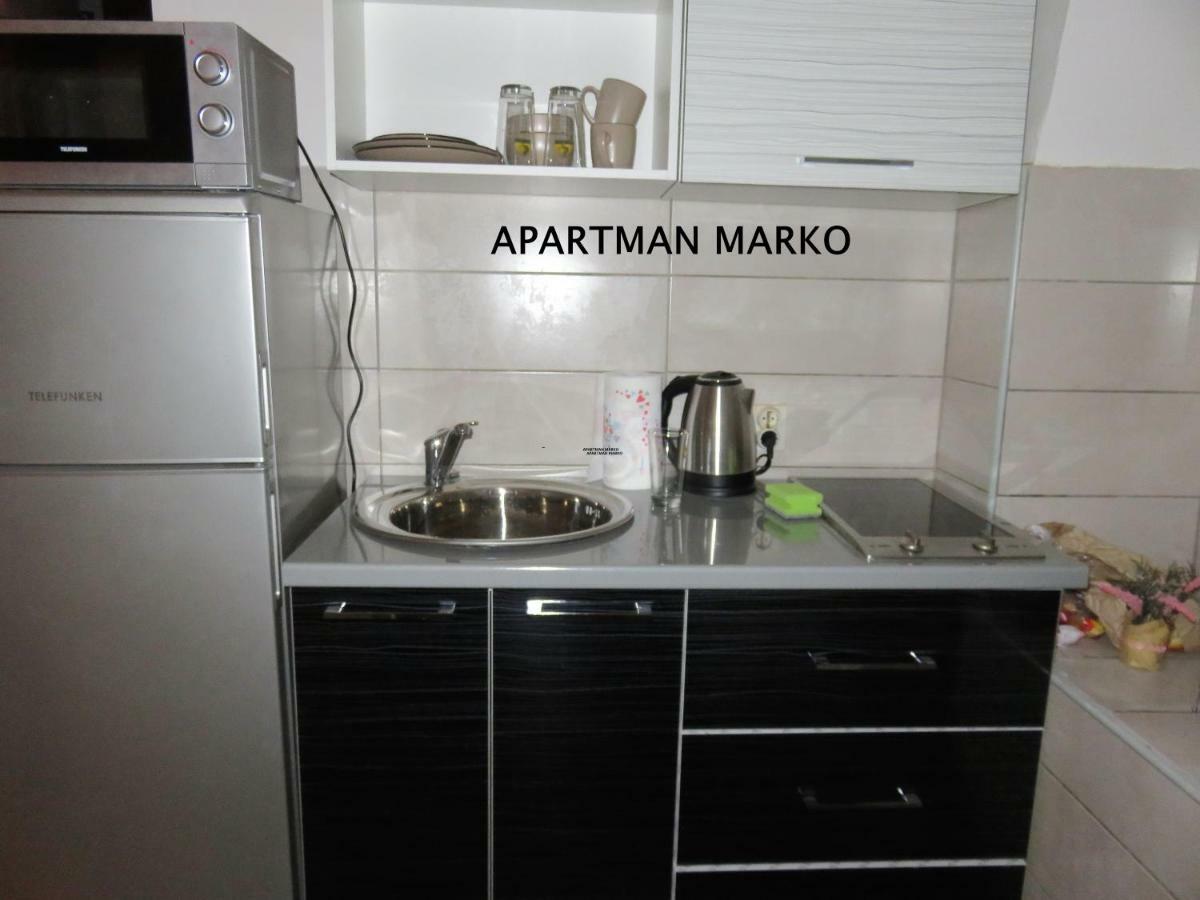 Apartament Cres Luaran gambar